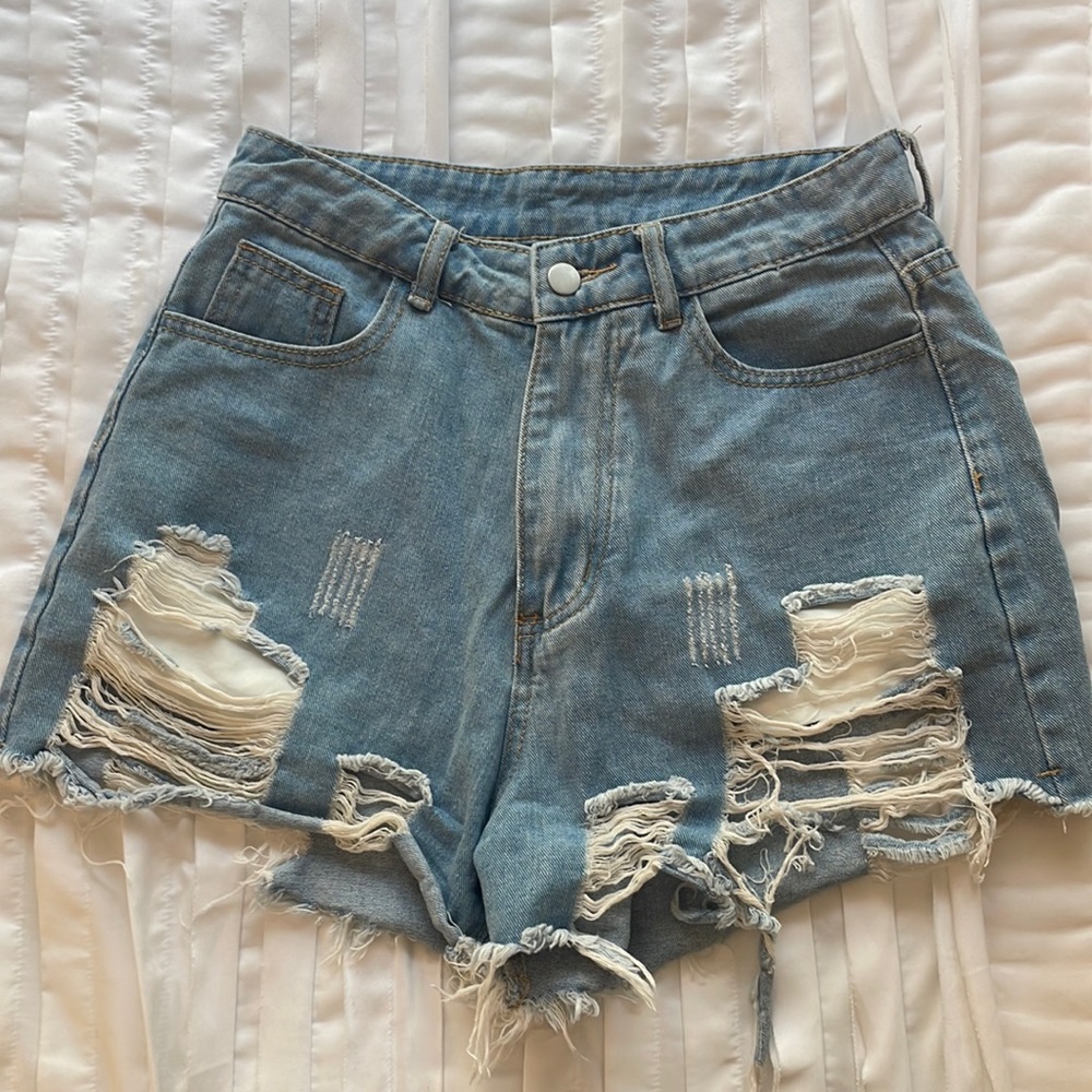 Only worn once SHEIN distressed high-rise jean shorts